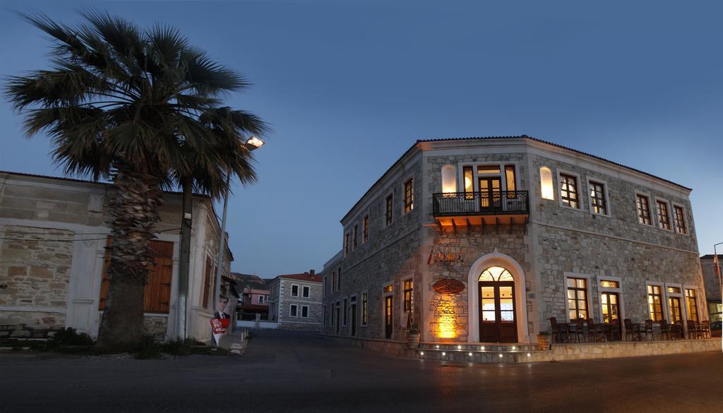 La Petra Hotel İzmir Extérieur photo